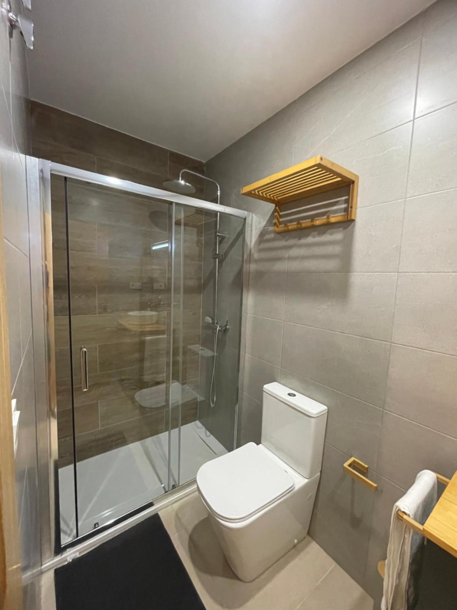 Apartamentos Postiguet Alicante Esterno foto