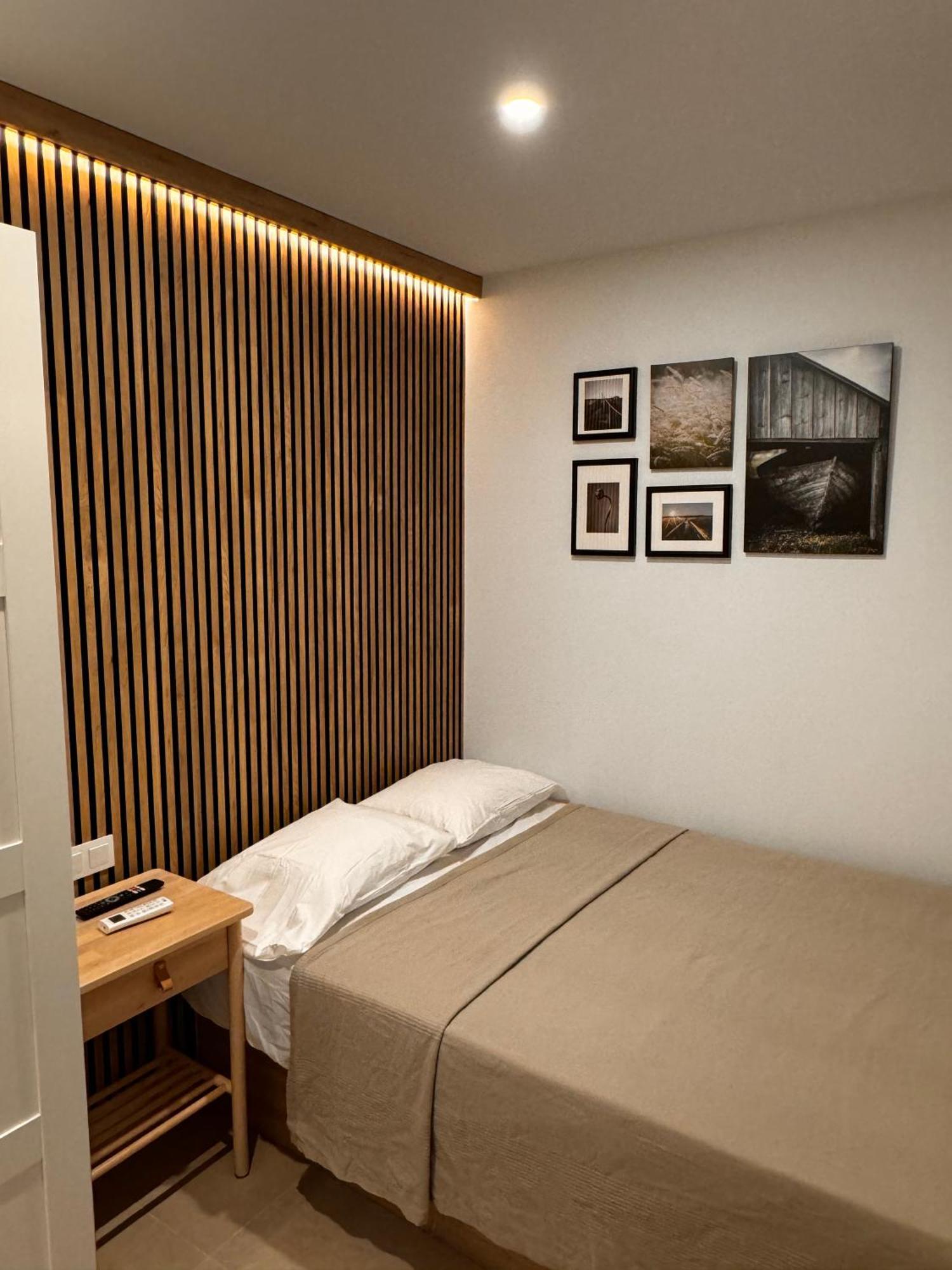 Apartamentos Postiguet Alicante Esterno foto